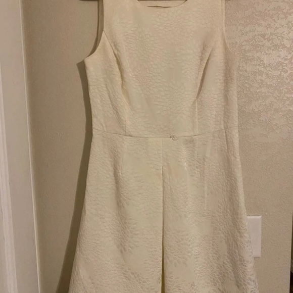 ~~Jennifer Lopez Dress size 6 - Picture 2 of 8